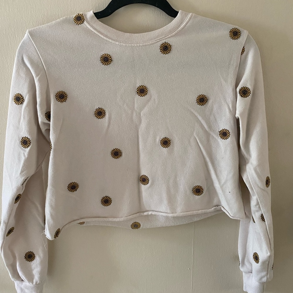 Cropped sunflower embroidered sweatshirt